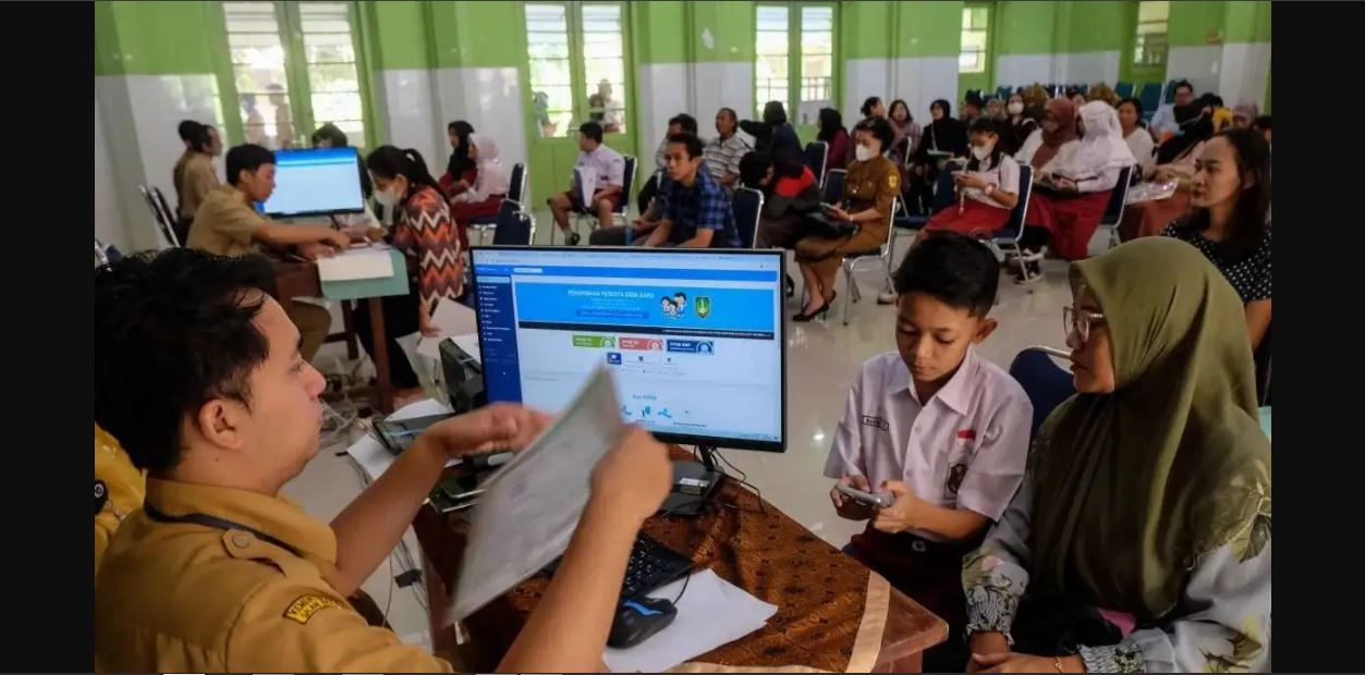 Panduan Lengkap Prestasi Akademik Untuk Orang Tua Membangun Fondasi Kesuksesan Anak Di Sekolah Dan Kehidupan
